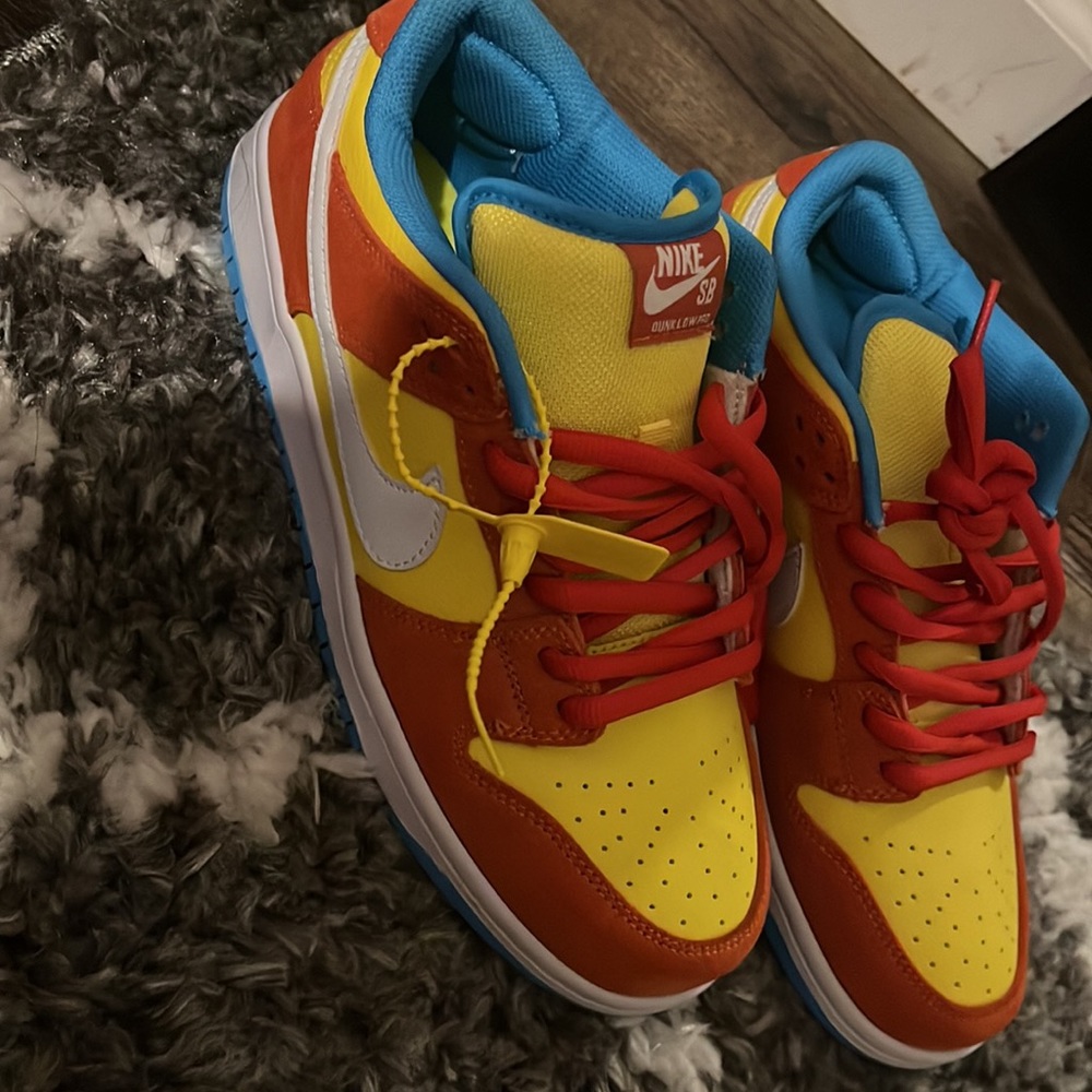 nike low dunks - Picture 2 of 3